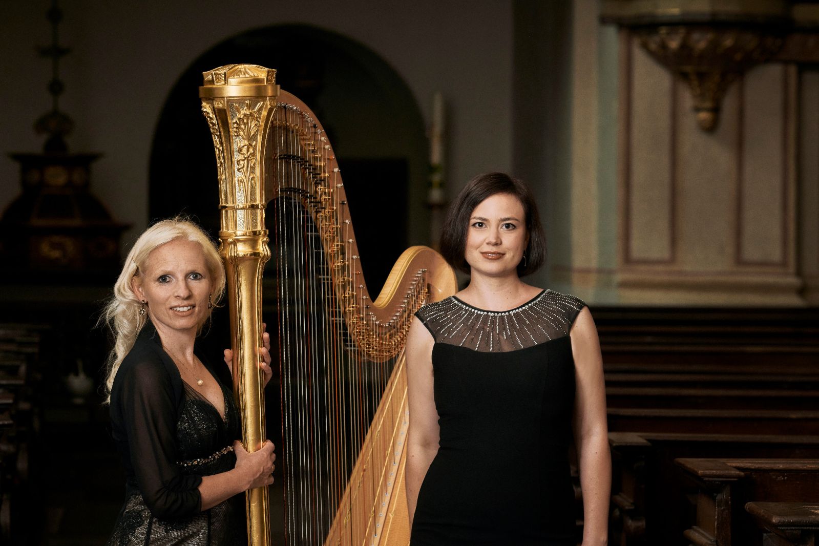 Harfinistin Jenny Meyer und Pia Viola Buchert (Mezzosopran)