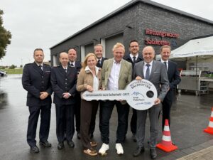 Neue Rettungswache in Salzkotten eröffnet