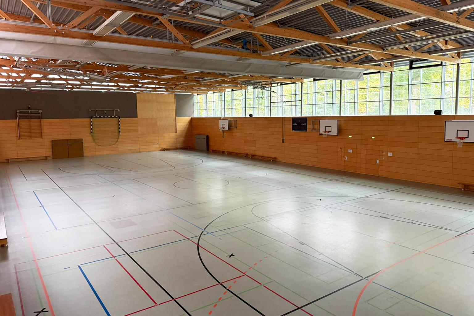 Blick auf die Sporthalle der Mühlenschule