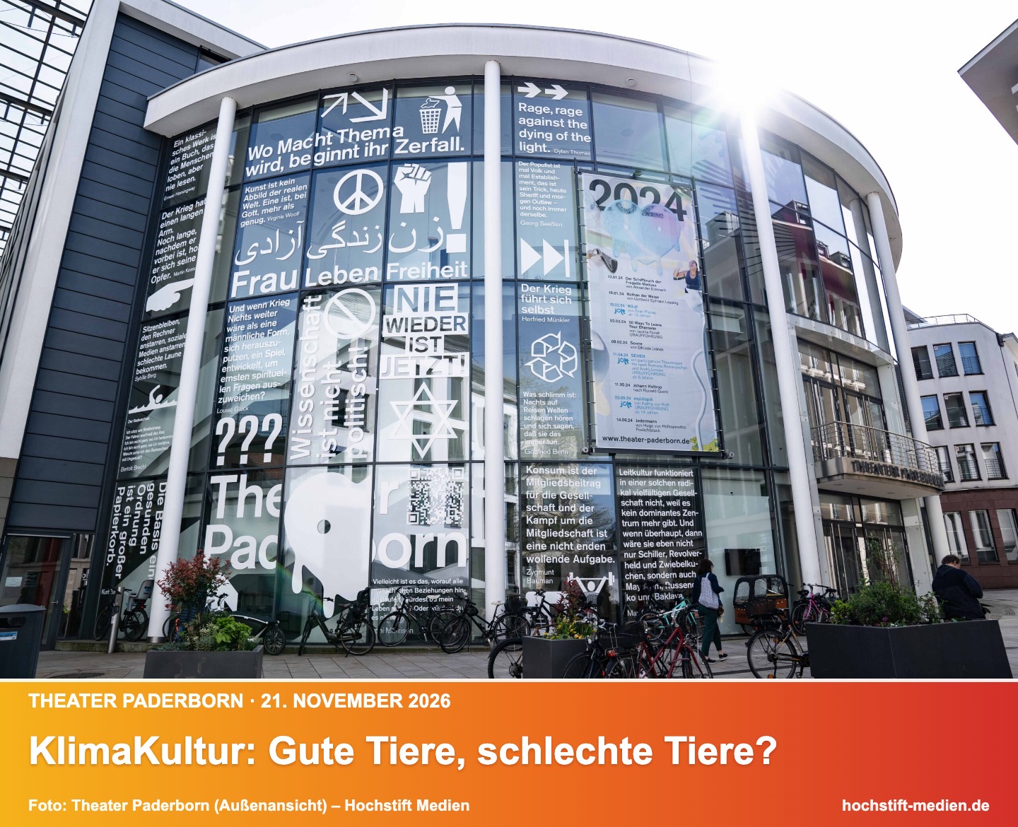 Theater Paderborn – Westfälische Kammerspiele, Außenansicht – Kurzinfo: KlimaKultur: Gute Tiere, schlechte Tiere?
